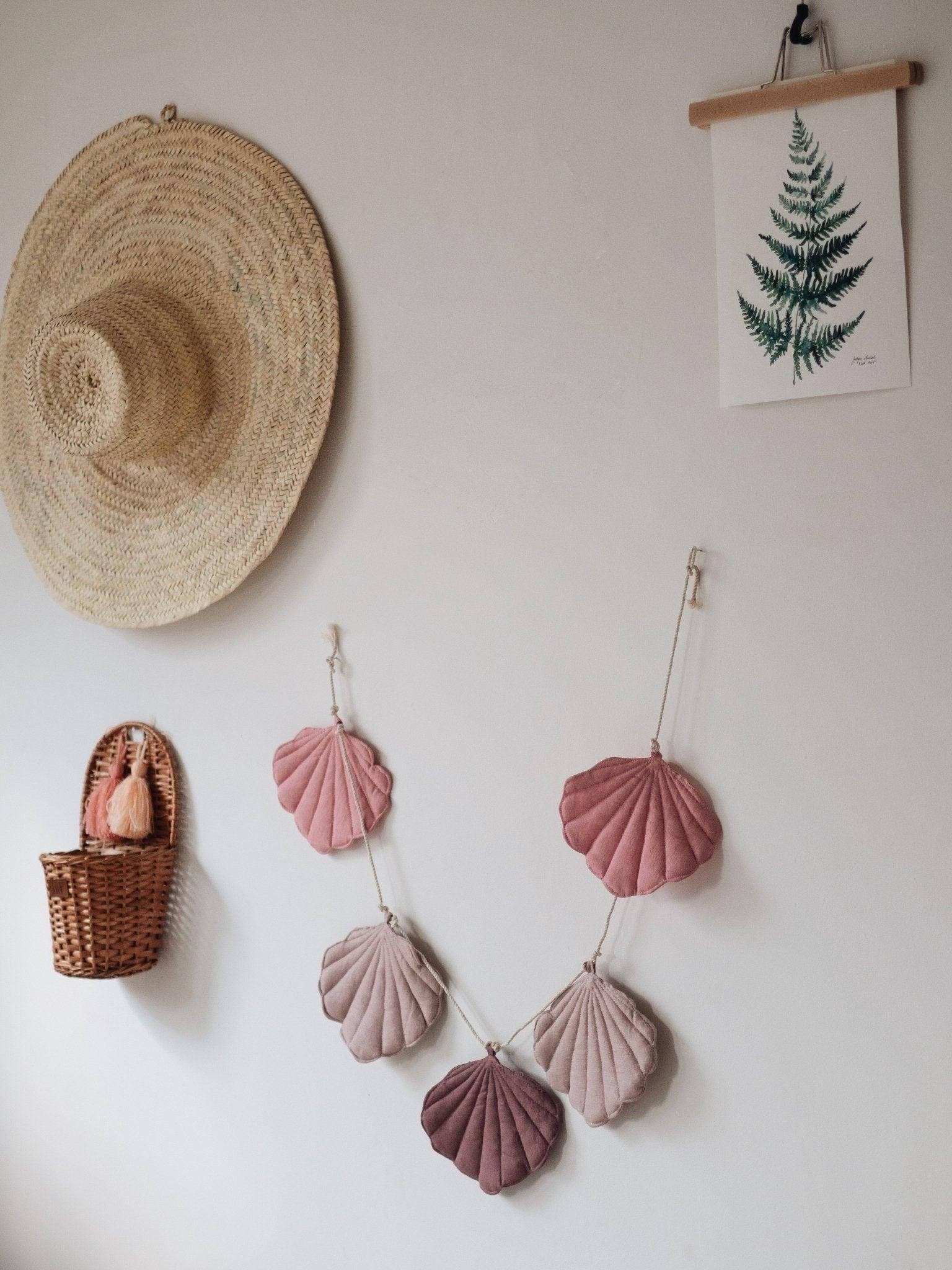 Shell Garland - Powder Pink