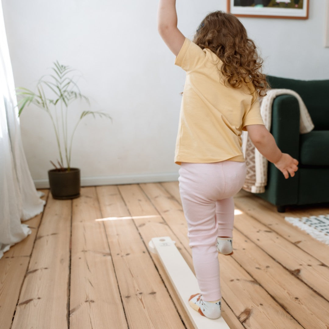 TipiToo® Solo Single Double-Sided Balance Beam With Lines